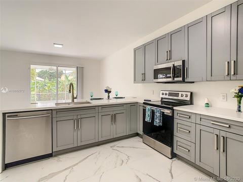 5834 Eagle Cay Cir, Coconut Creek, FL 33073 photo 2