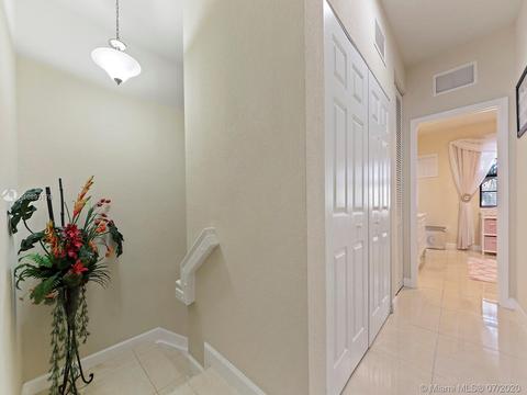 8863 W 35th Ct, Hialeah, FL 33018 photo 40