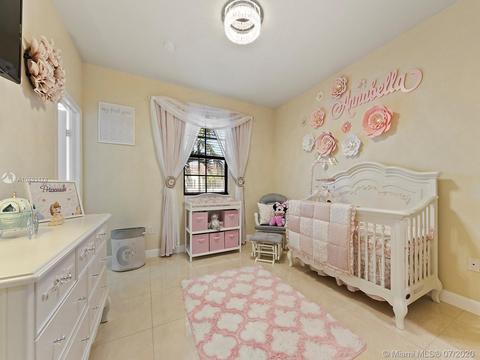 8863 W 35th Ct, Hialeah, FL 33018 photo 33