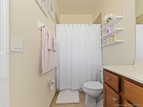 8863 W 35th Ct, Hialeah, FL 33018 photo 39