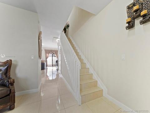 8863 W 35th Ct, Hialeah, FL 33018 photo 8