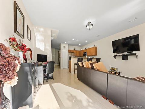 8863 W 35th Ct, Hialeah, FL 33018 photo 18
