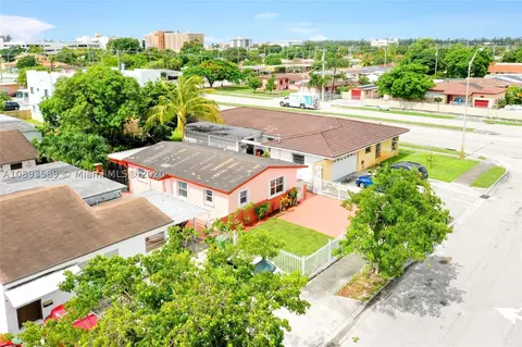 812 E 29th St, Hialeah, FL 33013 photo 31