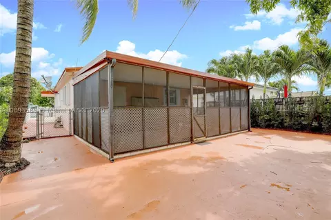 812 E 29th St, Hialeah, FL 33013 photo 26