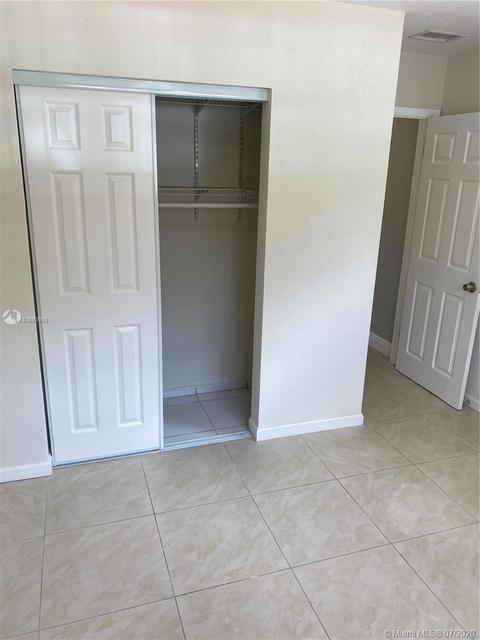 835 W 77th St, Hialeah, FL 33014 photo 15