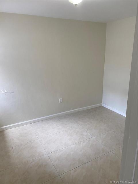 835 W 77th St, Hialeah, FL 33014 photo 14