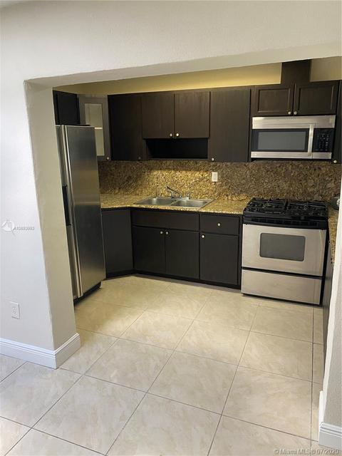 835 W 77th St, Hialeah, FL 33014 photo 8
