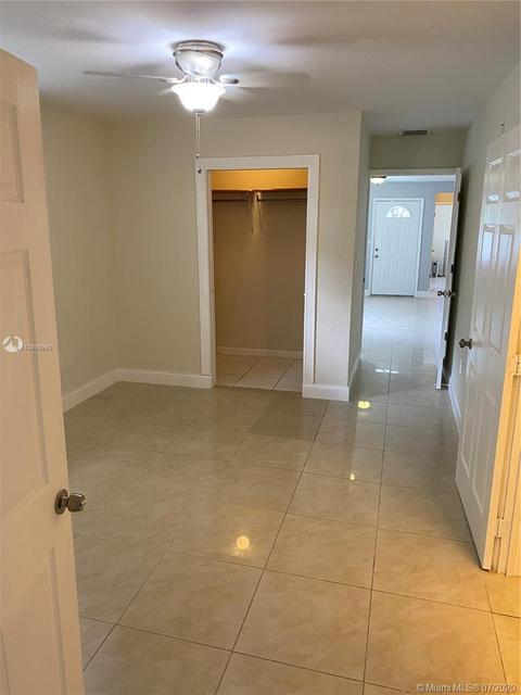 835 W 77th St, Hialeah, FL 33014 photo 12