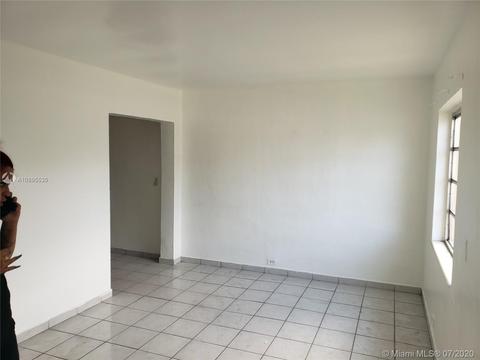 740 E 49th St, Hialeah, FL 33013 photo 4