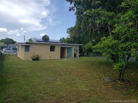 740 E 49th St, Hialeah, FL 33013 photo 3