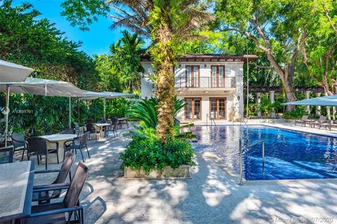4800 Pine Dr, Miami, FL 33143 photo 15