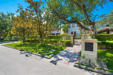 4800 Pine Dr, Miami, FL 33143 photo 3