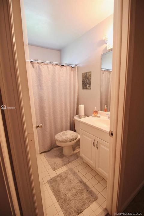 5324 Pine Cir, Coral Springs, FL 33067 photo 11