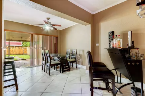 7403 Twin Sabal Dr, Miami Lakes, FL 33014 photo 4