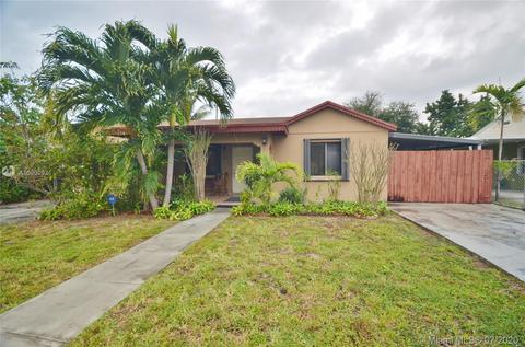631 NE 2nd Pl, Hialeah, FL 33010 photo 3