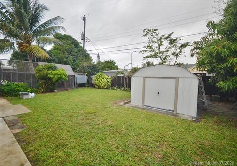 631 NE 2nd Pl, Hialeah, FL 33010 photo 29