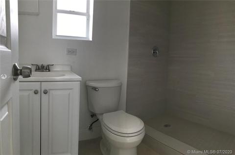 591 E 22nd St, Hialeah, FL 33013 photo 10