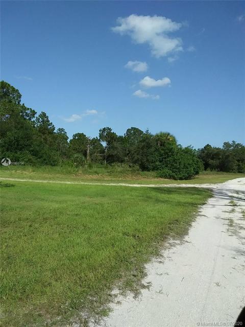 145 E Marimba Cir, Clewiston, FL 33440 photo 1