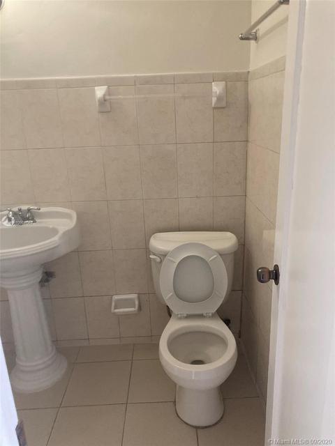 Undisclosed, Hialeah, FL 33012 photo 27