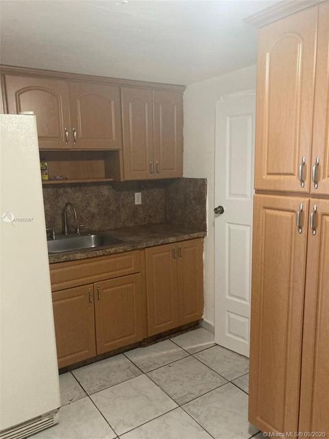 Undisclosed, Hialeah, FL 33012 photo 19