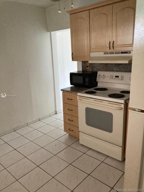 Undisclosed, Hialeah, FL 33012 photo 9
