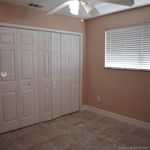 284 W 18th St, Hialeah, FL 33010 photo 9