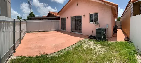 2875 W 75th Ter, Hialeah, FL 33018 photo 3