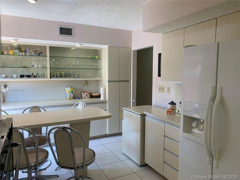 611 E 18th St, Hialeah, FL 33013 photo 5