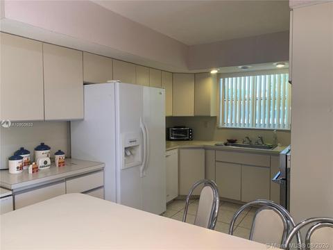 611 E 18th St, Hialeah, FL 33013 photo 4