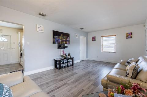 630 E 59th St, Hialeah, FL 33013 photo 7