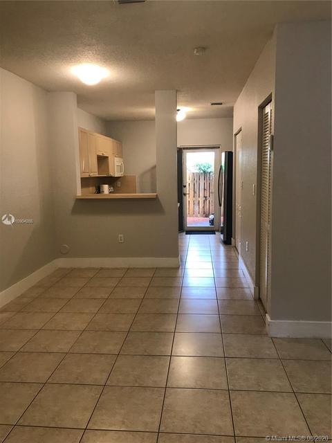 200 E 4th St #101, Hialeah, FL 33010 photo 3