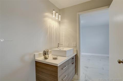 780 E 5th St, Hialeah, FL 33010 photo 22