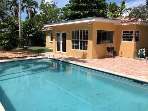 475 Warren Ln, Key Biscayne, FL 33149 photo 4