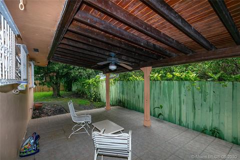 710 SE 8th Pl, Hialeah, FL 33010 photo 32