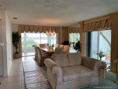 9849 SW 221st St, Cutler Bay, FL 33190 photo 5