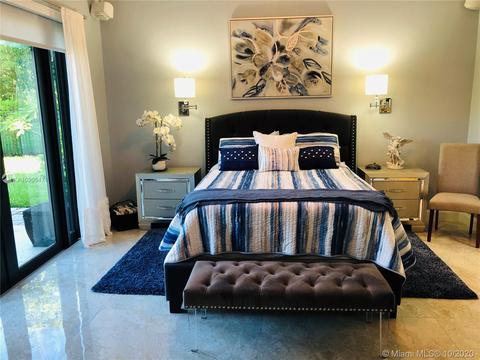 1043 Deerpath Ct, Weston, FL 33326 photo 6