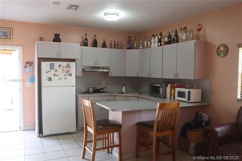 530 E 53rd St, Hialeah, FL 33013 photo 12