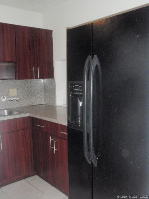 1900 W 68th St #A405, Hialeah, FL 33014 photo 12