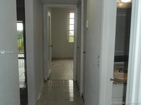 1900 W 68th St #A405, Hialeah, FL 33014 photo 17