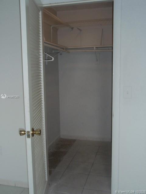 1900 W 68th St #A405, Hialeah, FL 33014 photo 23
