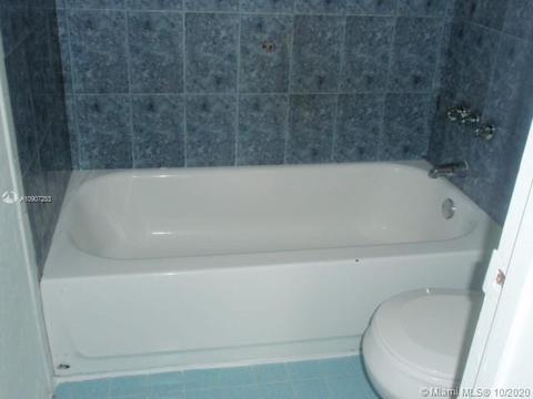 1900 W 68th St #A405, Hialeah, FL 33014 photo 21