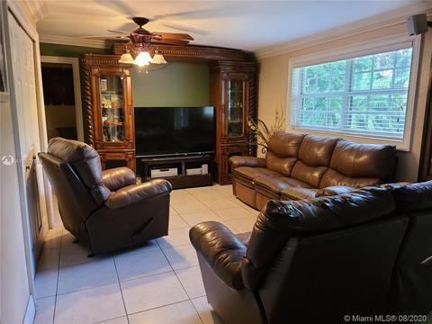 7230 W 14th Ave, Hialeah, FL 33014 photo 6