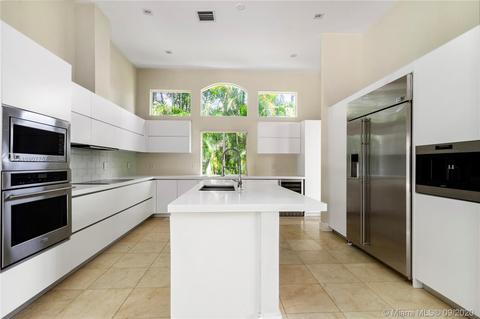 2467 Eagle Run Dr, Weston, FL 33327 photo 5