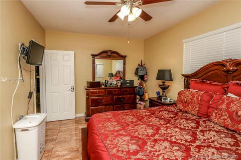 621 E 53rd St, Hialeah, FL 33013 photo 27