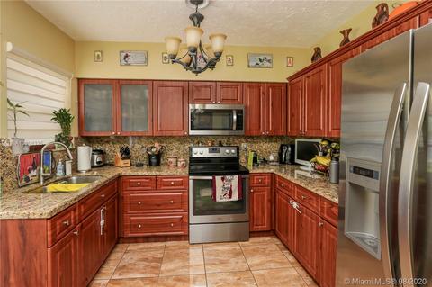 621 E 53rd St, Hialeah, FL 33013 photo 19
