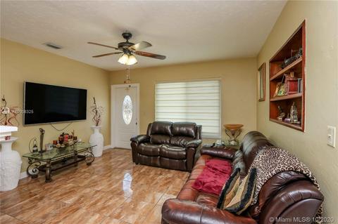 621 E 53rd St, Hialeah, FL 33013 photo 14