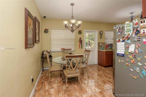 621 E 53rd St, Hialeah, FL 33013 photo 17