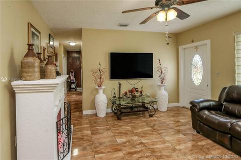 621 E 53rd St, Hialeah, FL 33013 photo 15