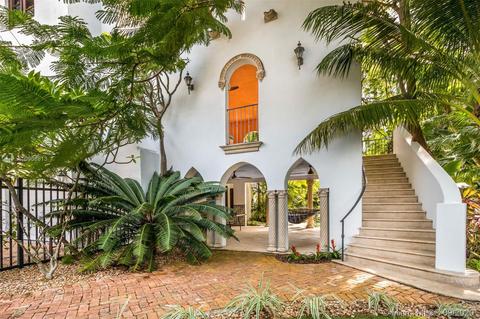 385 Ridgewood Rd, Key Biscayne, FL 33149 photo 2