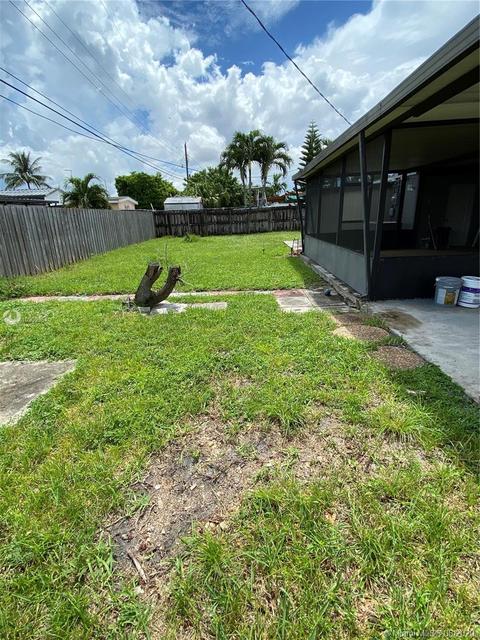 Undisclosed, Hialeah, FL 33012 photo 14